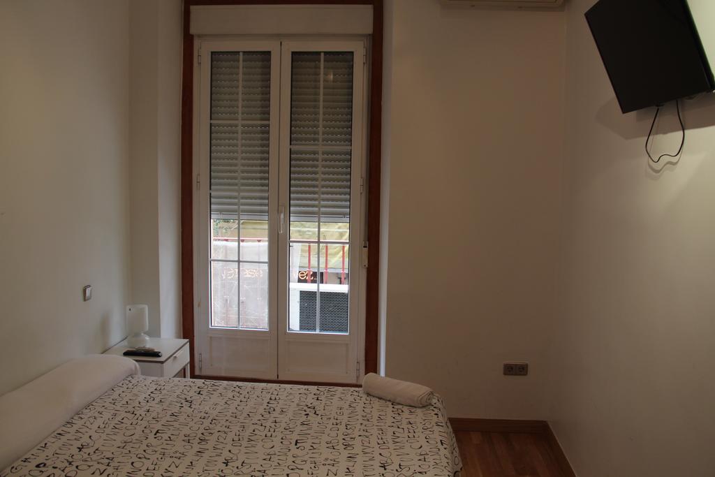 Apartamentos Good Stay Prado Madrid Cameră foto
