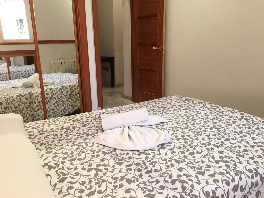 Apartamentos Good Stay Prado Madrid Exterior foto