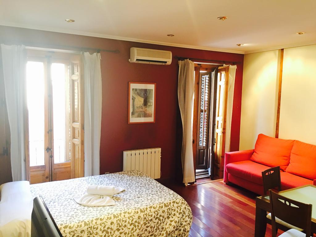 Apartamentos Good Stay Prado Madrid Exterior foto